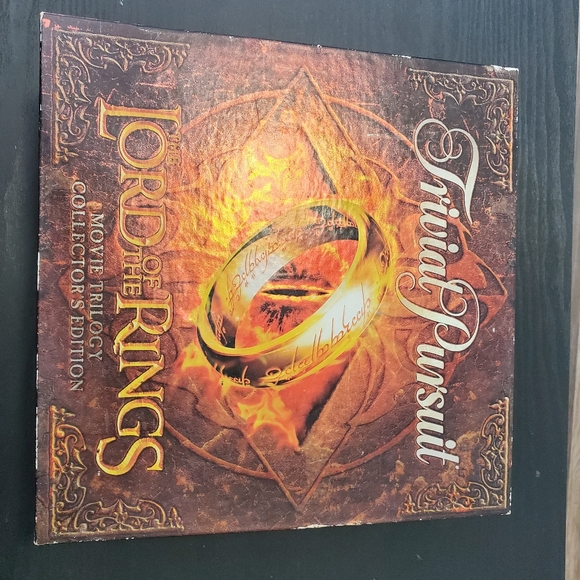 Lord of the rings trivial pursuit board game - Picture 1 of 3